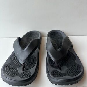 Crocs Athens Unisex Flip Flops Sandals Black Comfortable Dual Cushion Size 12